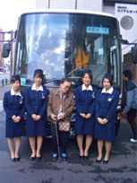 村上あやめさんと現在の車掌さんたち