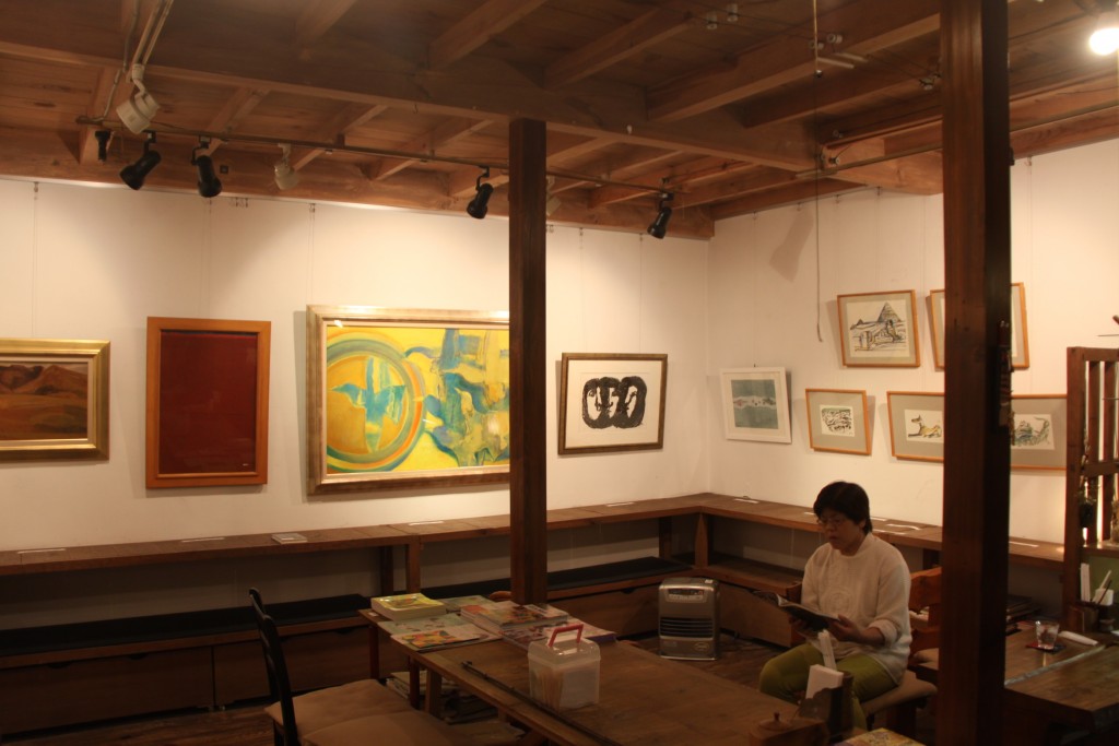 日時：４．１２（火）～１８（月）１１：３０～１７：００頃 場所：蔵ギャラリー喫茶しばた　別府市駅前本町 ４月１６日（月）１３：３０～岩尾先生の思い出を語る座談会